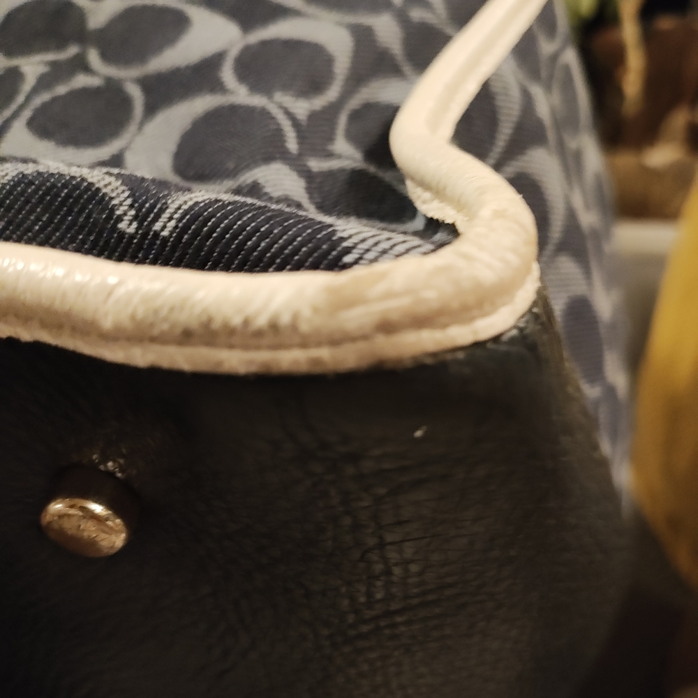 Coach Denim Blue and Cream Large Signature Tote Bag - Picture 8 of 15